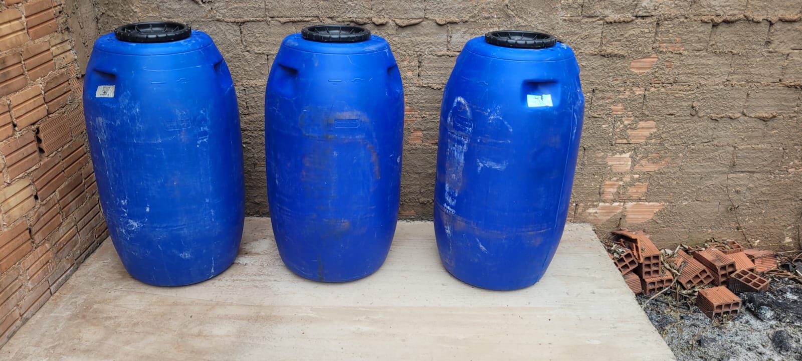 Bombonas 240Litros em estoque